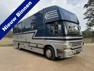 Ketterer Mercedes-Benz Atego 1323 4-paards paardenvrachtwagen LIVING