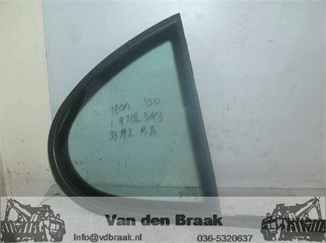 Seat Leon 1999-2006 Driehoeksraam rechts achter