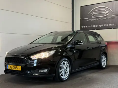 Ford Focus Wagon 1.0 Cruise Control, Apple Carplay, Trekhaak, Parkeersensoren Achter, All-Season Ban