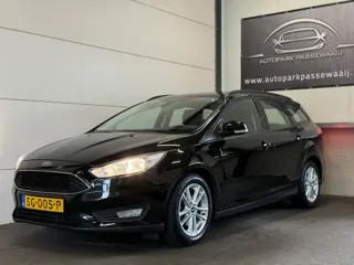 Ford Focus Wagon 1.0 Cruise Control, Apple Carplay, Trekhaak, Parkeersensoren Achter, All-Season Ban