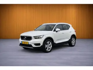 Volvo XC40 1.5 T3 Momentum Pro