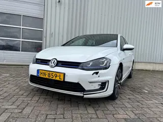 Volkswagen Golf 1.4 TSI GTE SCHADEAUTO!!