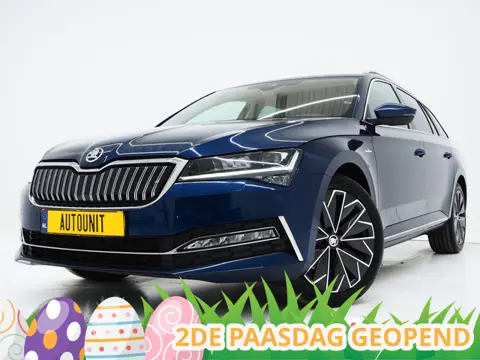 Škoda Superb Combi 1.4 TSI iV Laurin & Klement | Leder | Canton | Trekhaak | Camera | Keyless | Adap