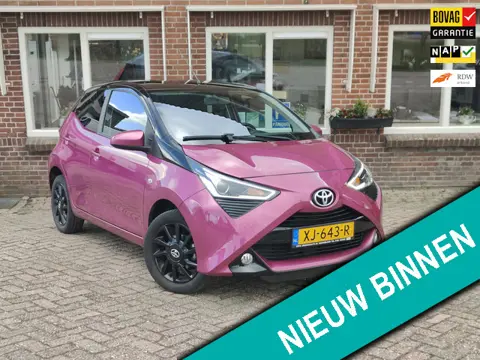 Toyota Aygo 1.0 VVT-i x-cite Cruise Carplay Camera Two Tone - RIJKLAAR -