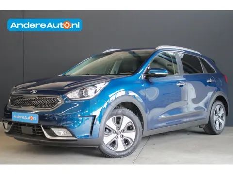 Kia Niro 1.6 GDi Hybrid DynamicLine |leder|stoelverwarming|camera|ACC|parkeersensoren|