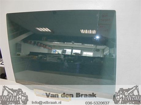 Mazda Premacy 1999-2005 Portierruit rechts achter