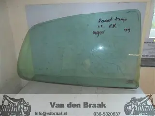 Renault Twingo 3 deurs 1993-2007 Zijruit rechts achter