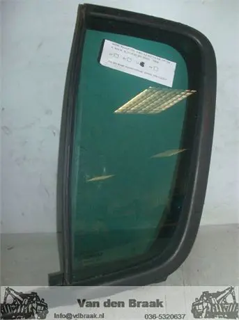 Renault Clio 5 drs 2005-2012 Scheerruit portier links achter