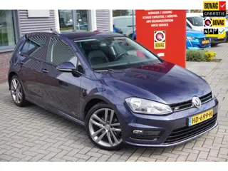 Volkswagen Golf 1.2 TSI Business Edition R-Line / Massage / Camera / Cruise control / Bluetooth