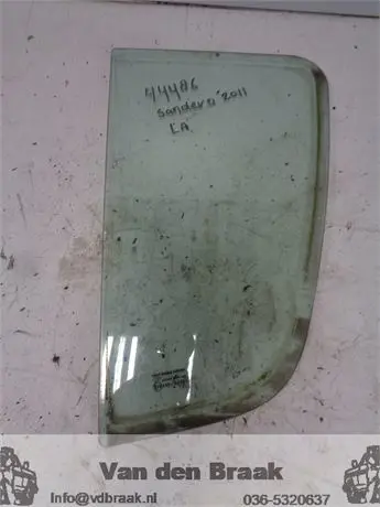 Dacia Sandero 2008-2012 Scheerraam portier linksachter