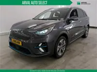 Kia E-Niro 64 kWh 204pk ExecutiveLine | SOH % | Trekhaak | Leder | Stuur-en Stoelverwarming | CarPla