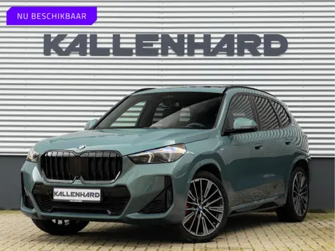 BMW X1 sDrive18i M-Sport Pro - Pano - Memoryzetel - Trekhaak - ACC - Head-Up - Harman Kardon