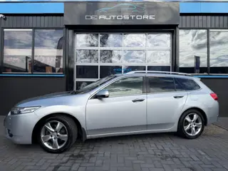 Honda Accord Tourer 2.0 Executive Navi Cruise Bi-Xenon Stoelverw Leder Camera Afneembare Trekhaak Ne