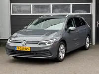 Volkswagen Golf Variant 1.0 eTSI DSG Life Pano, Adaptive Cruise, Keyless, Dodehoek, Camera