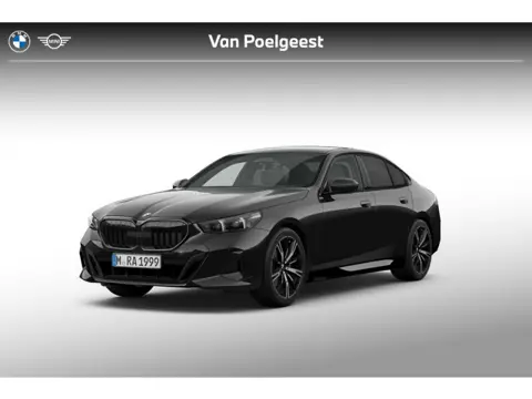 BMW 5 Serie Sedan 520i | M Sportpakket Pro | Innovation Pack | Travel Pack | Comfort Pack | Trekhaak