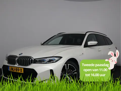 BMW 3 Serie Touring 330e M-Sport | Panoramadak | Laser LED