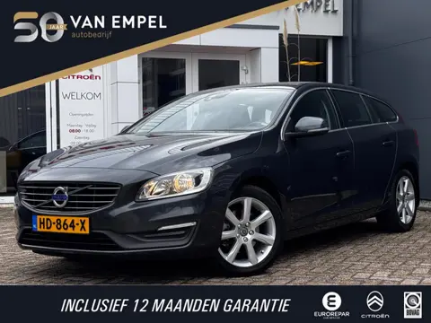 Volvo V60 1.5 T3 Momentum | 150 PK | Trekhaak | Distributieriem vervangen |NL-Auto | Navigatie | Par