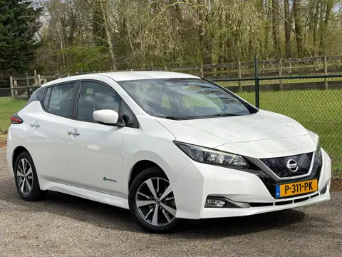 Nissan LEAF Acenta 40 kWh /Navi/Camera/Stoel-stuurverwarming/