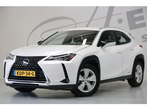 Lexus UX 250h/ Trekhaak/ Parkeersensoren