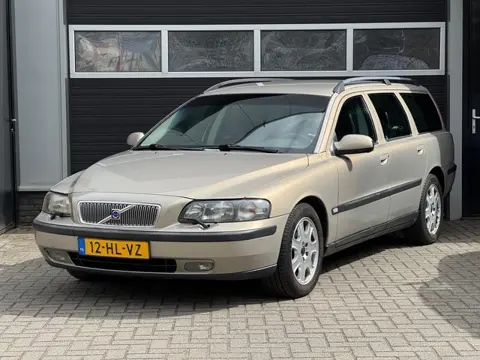 Volvo V70 2.4 T Comfort Line Automaat, Cruise, NAP