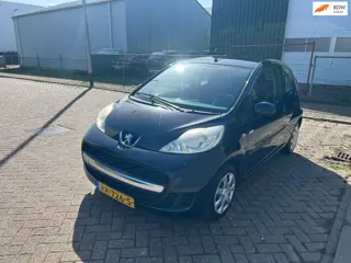 Peugeot 107 1.0-12V Millesim 200 Airco Elk Ramen Toerenteller