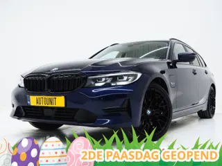 BMW 3 Serie Touring 320e Shadow Line | Trekhaak | Adaptive Cruise | Memory | Stoelverwarming | PDC |