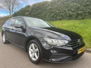 Volkswagen Passat Variant 2.0 TDI Business - Navi - Clima - PDC - Trekhaak