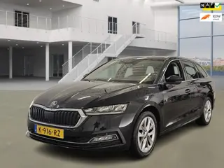 Skoda Octavia Combi 1.5 e-TSI Business Edition Plus AUTOMAAT/VIRTUAL/LED