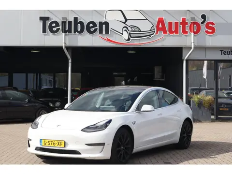 Tesla Model 3 Long Range AWD 75 kWh 85% SOH, Autopilot computer 3.0, Trekhaak, Cruise control, Panor