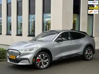 Ford Mustang Mach-E Extended AWD 98 kWh 4 wiel aangedreven, panoramadak, vele opties, 1 e eigenaar, 