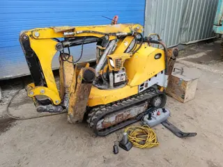 Brokk 90 husqvarna robot remote excavator digger bagger