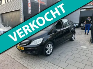 Mercedes-Benz B-klasse 150 Trekhaak Airco PDC NAP APK 1 jaar