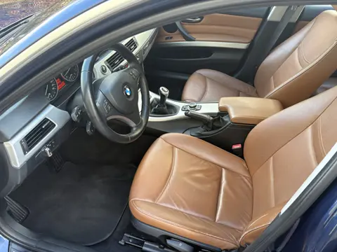 BMW 3 Serie Touring 318i Corporate Lease Luxury Line / NAVI / CRUISE / LEER / AIRCO