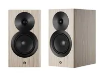 Dynaudio Focus 10 monitor speaker blonde wood