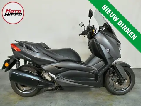 Yamaha XMAX 300 (bj 2020)