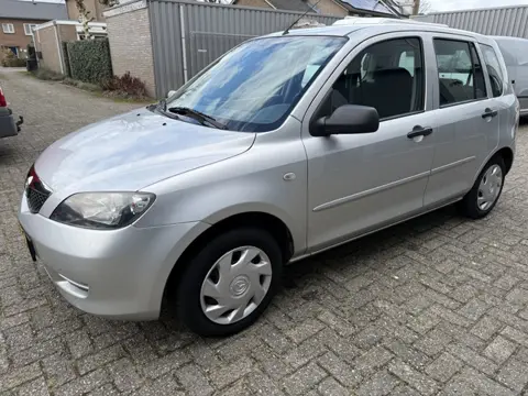 Mazda 2 1.4 AIRCO 2005 52000km NAP APK 1-27 Automaat