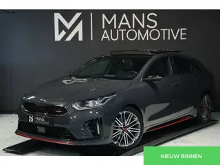 Kia ProCeed 1.6 T-GDI GT / PANODAK / KEYLESS / MEMORY / JBL / CAMERA / CARPLAY