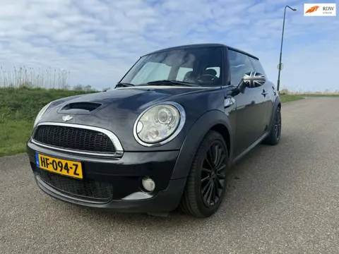 Mini Mini 1.6 Cooper S {NWAPK}{NW KETTING}{STOELVERW}{GARANTIE}
