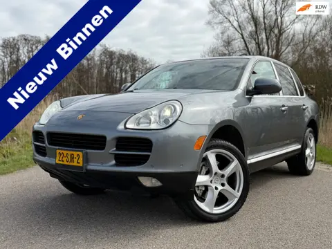 Porsche Cayenne 4.5 S Automaat / Schuif-/Kanteldak / Luchtvering / Leder / 20" Velgen / Navi / Clima