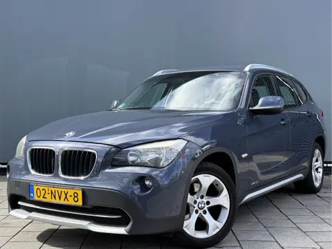 BMW X1 BWJ 12-2010 | sDrive 150PK AUTOMAAT | TREKHAAK | AIRCO | PDC | LICHTMETAAL | RADIO/CD