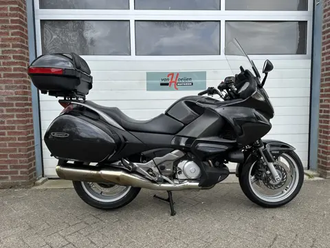 Honda NT700V DEAUVILLE ABS (bj 2006)