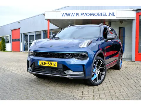 Lynk & Co 01 Hybrid 1.5 Aut. Zwarte hemel|Trekhaak|360 Camera|Pano|Navi|Adapt.Cruise|Apple CarPlay