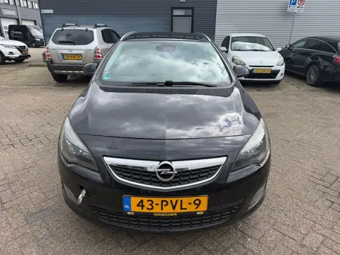 Opel Astra Sports Tourer 1.4 Turbo Sport