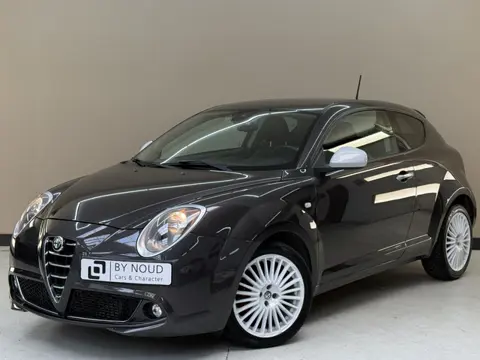 Alfa Romeo MiTo 0.9 TwinAir Junior, 105Pk, 2016, 2de eigenaar, Bluetooth audio, Sport pakket, Climat