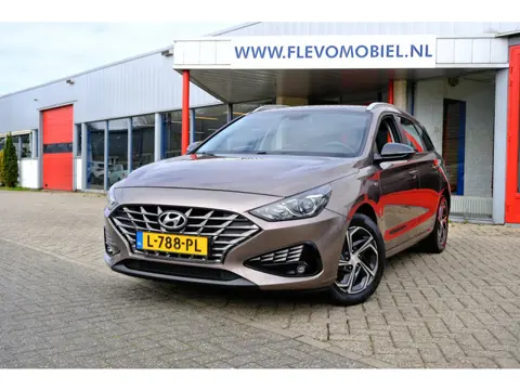 Hyundai I30 Wagon 1.0 T-GDI Comfort Clima|CarPlay|Cam|LMV