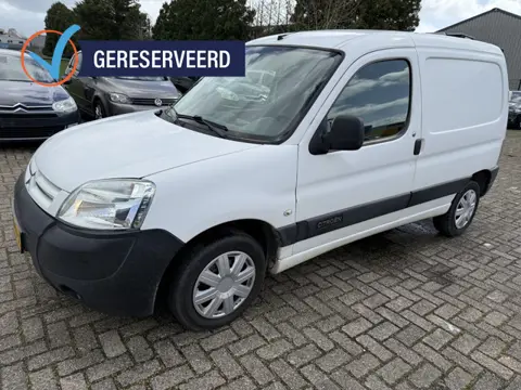 Citroën Berlingo 1.4 benzine 2007 APK 11-26 grijs kenteken