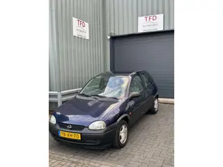 Opel Corsa 1.2i Eco