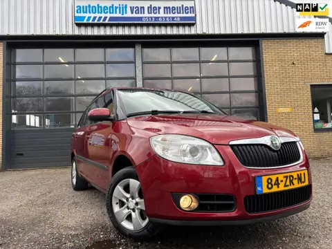 Skoda Fabia Combi 1.4-16V Elegance CLIMATRONIC Nieuwstaat!