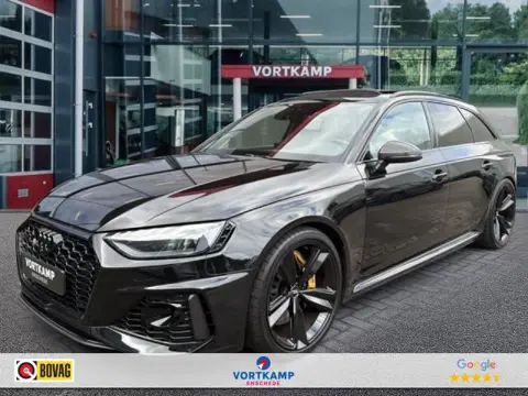 AUDI RS4 2.9 TFSI QUATTRO CARBON/TREKHAAK/CAMERA/PANO-DAK/ELEK-KLEP/B&O/ACC/MEM/STOELVERW