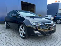 Opel Astra Sports Tourer 1.4 Turbo Cosmo / NAVI / CLIMATE / CRUISE / PDC / STOELVERWARMING MODELJAAR